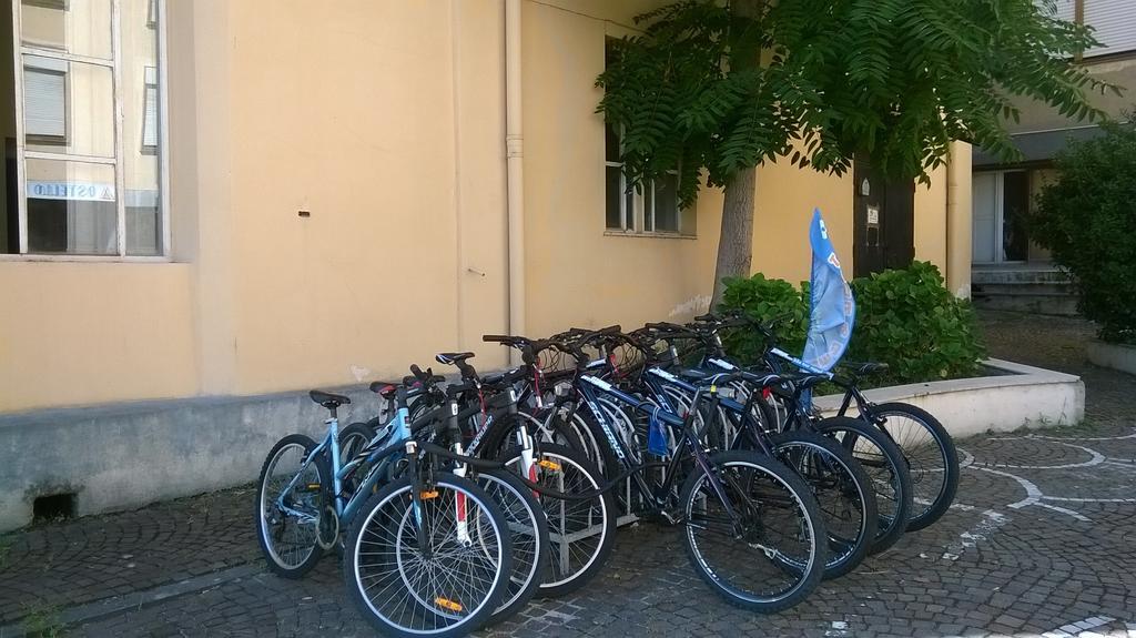 Ostello Mergellina Aig Hostel Naples Exterior photo